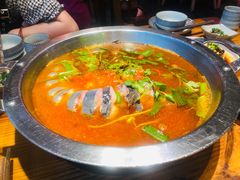 -野山舂·贵州现舂酸汤牛肉(鸿通城店)