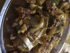 -老钟家烤羊排·敦伊阁清真餐厅胡羊焖饼