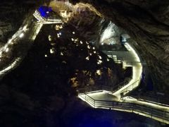 -汤山古猿溶洞