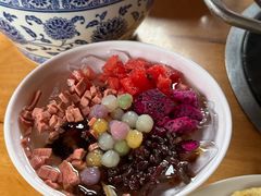 -大众跷脚牛肉馆·非遗传承单位(峨眉山店)