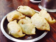 -黄阿姨锅贴大王(万航渡路店)