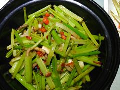-鸭王烤鸭店(三里河店)