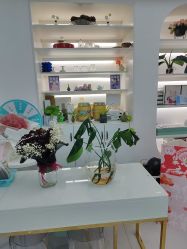 -斐尔国际皮肤管理中心