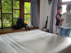 -青青世界