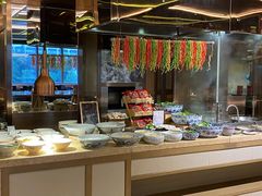 -大中华希尔顿酒店-念自助餐·嗨啤·小龙虾