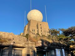 -黄山光明顶山庄