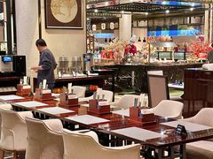 -广州万富希尔顿酒店-感趣自助餐厅·生蚝海鲜刺身