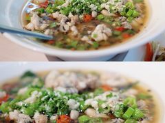 泡椒跳水蛙-匠心牛公馆·潮汕牛肉海鲜火锅(索菲特店)