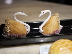 鲜果榴莲天鹅酥-陶陶居酒家(正佳广场店)
