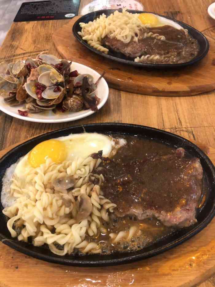 豪享悦牛排自助餐厅(天佑城店)-"儿子惦记好久牛滋乐,今天特意早过来