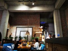 -苹果树下艺术餐厅(宋庄店)