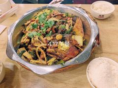 -愉肴麻辣香锅(中山路店)