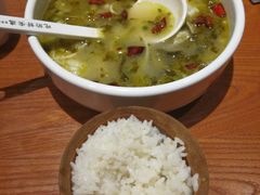 -渝是乎酸菜鱼(龙旗购物中心店)