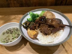 -弄堂咪道-饭香·面香·馄饨香(钦州北路田尚坊店)