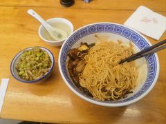 蛤蜊猪肝面-沪西老弄堂面馆(定西路店)