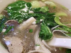 鸭血粉丝汤-有家生煎(三里屯店)
