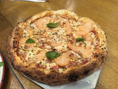 熏三文鱼披萨-Tube station站点比萨(王府井百货店)