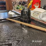 新店过来看一下，装修风格不错的