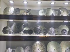 -云洲古玩城(大木桥路店)