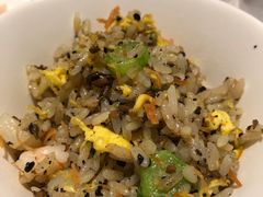 极品菌皇黑松露炒饭-香樟花园新粤料理(无锡万象城店)