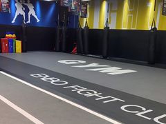 -成杰格斗·拳击·柔术·防身术(建设路店)