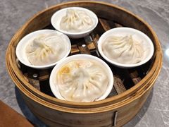 -莱莱小笼·乔艾