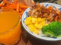 -8PINTS八品脱·日料·烧鸟·精酿小酒馆(莘庄店)