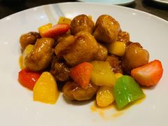 菠萝咕噜猪颈肉-有璟阁港式餐厅(金融街购物中心店)