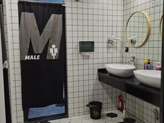 -汗水空间私教健身连锁(SM广场店)