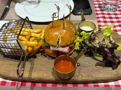 -自然食集西餐厅(泰晤士小镇店)