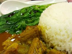秘制咖喱牛腩筋饭-莅香岛港式餐厅(滨江道店)