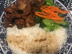 -蜗牛小馆醉乡民谣云南菜(惠新西里店)