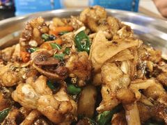 -鸿顺老铁锅美蛙鱼府(解放碑店)