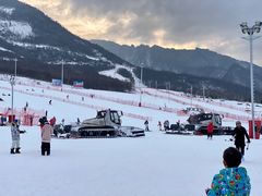 -鳌山滑雪度假区