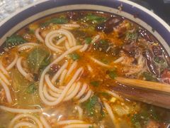 -云阿蛮云南生烫牛肉米线(奉贤路店)