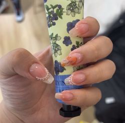 -晨·艺美甲美睫