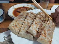-溢心园香河肉饼总店
