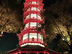 -绳金塔
