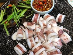 水煮鲜鱿-八闽饭店闽南小镇(铁西店)