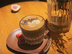 姜味拿铁-沪水焙煎室(淡水路店)