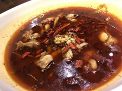 簋街麻辣馋嘴蛙-盱眙小龙虾(天虹店)