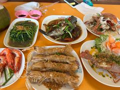 -班赞海鲜市场胖阿姨加工点