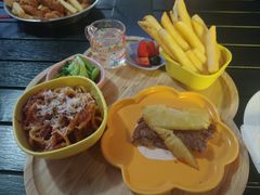 -Pekaa啤咖食肆Coffee&Bistro