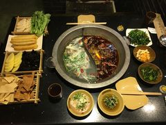 -宽板凳老灶火锅(南礼士路店)