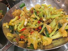 -辛香味烧鱼馆·非遗技艺·排骨红烧肉(光谷医药园店)