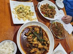-通安客栈中餐厅·何家小馆