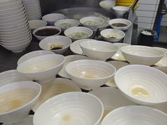 -草桥清真牛肉锅贴扁食店