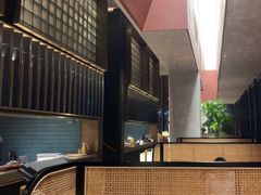 -铭牛烧肉·和牛海鲜自助(高新月牙湖店)