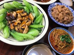-蓝田九大碗民俗食府(蓝田店)