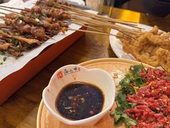 -范二妹独特烧烤夜宵城(宜宾总店)